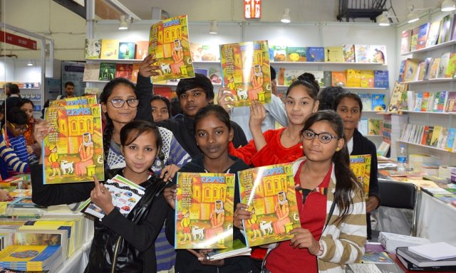 अंकुर संस्थान, दिल्ली से हमारे कुछ दोस्त और उनके साथ चकमक 